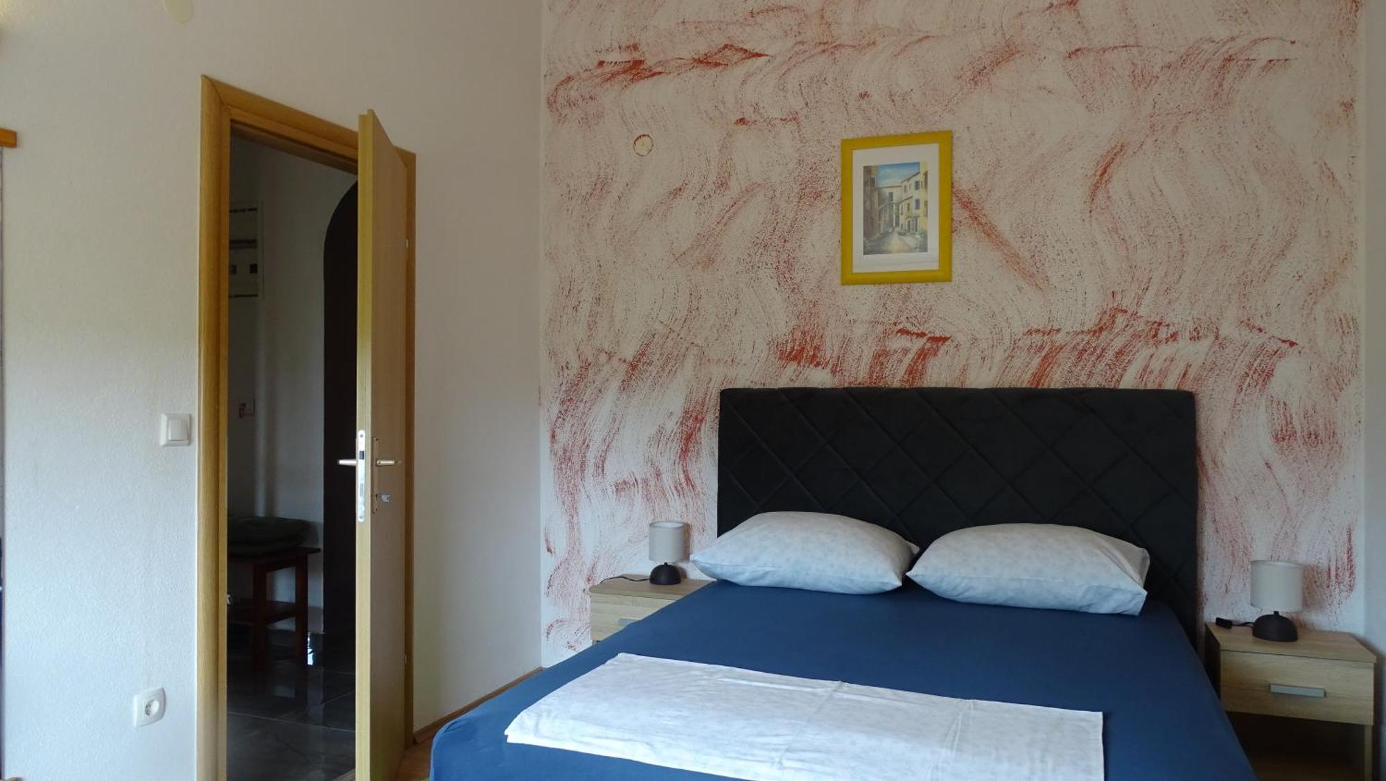Apartments Luna Sukošan エクステリア 写真
