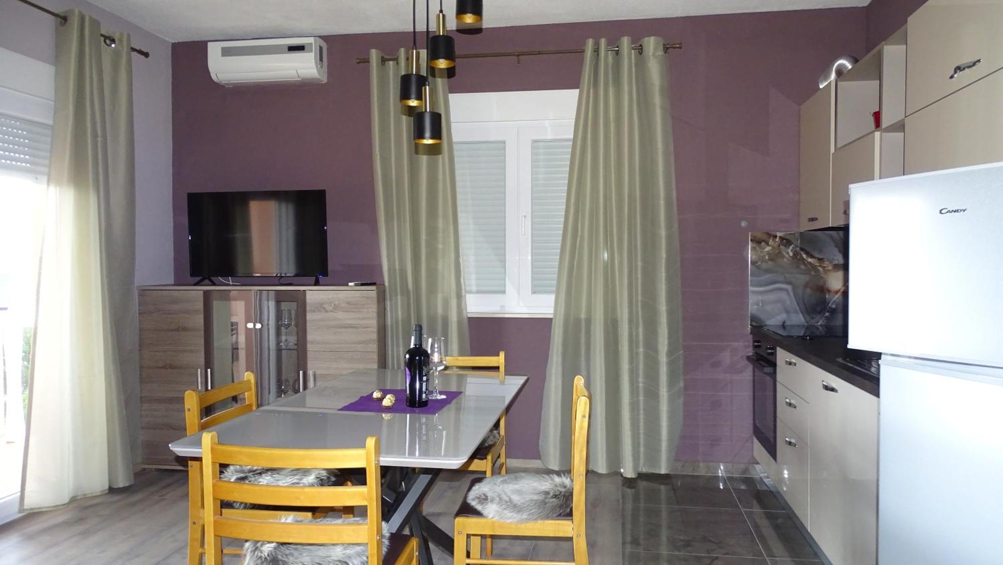 Apartments Luna Sukošan エクステリア 写真