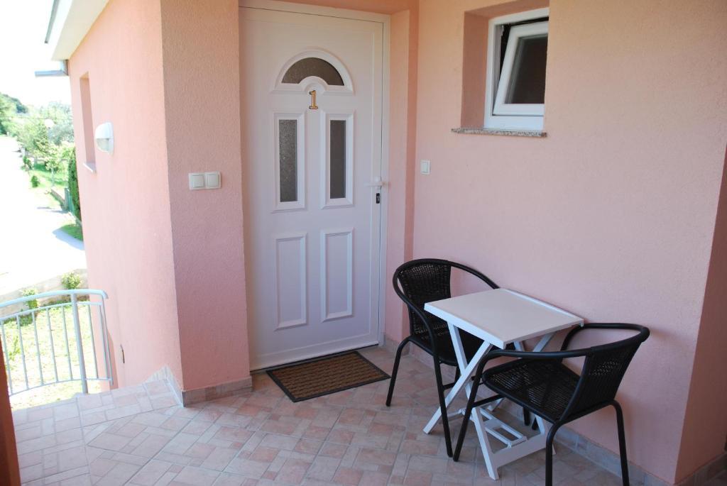 Apartments Luna Sukošan 部屋 写真