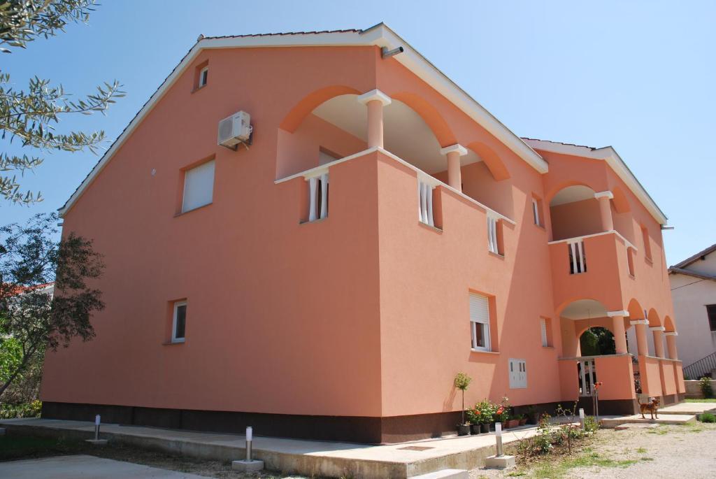 Apartments Luna Sukošan エクステリア 写真